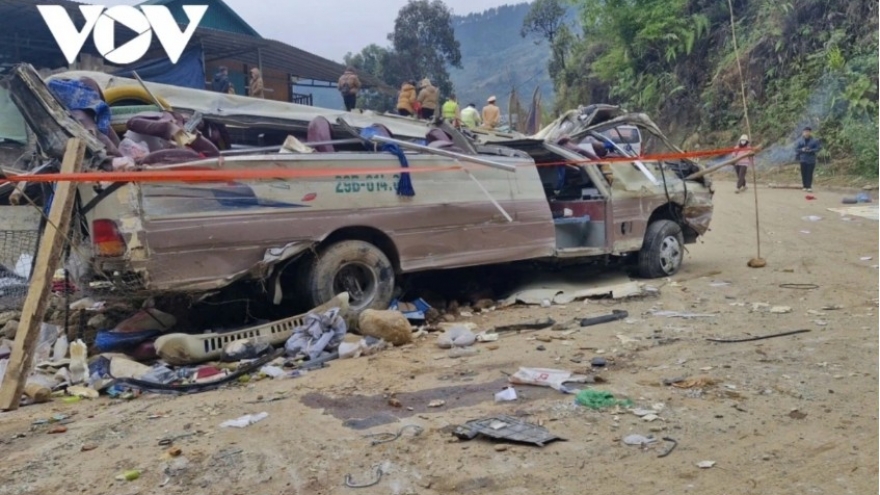 Bus carrying charity group overturns in Lao Cai, killing nine